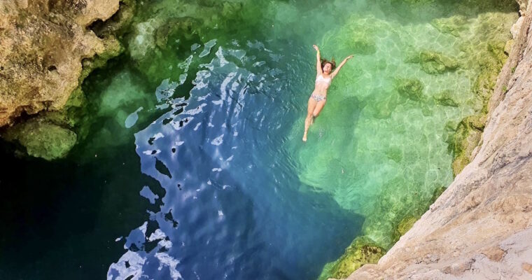 Privé Tour Puerto Morelos: Snorkelen & varen, afgelegen cenote in de jungle, wildlife nursery en verken downtown Puerto Morelos!