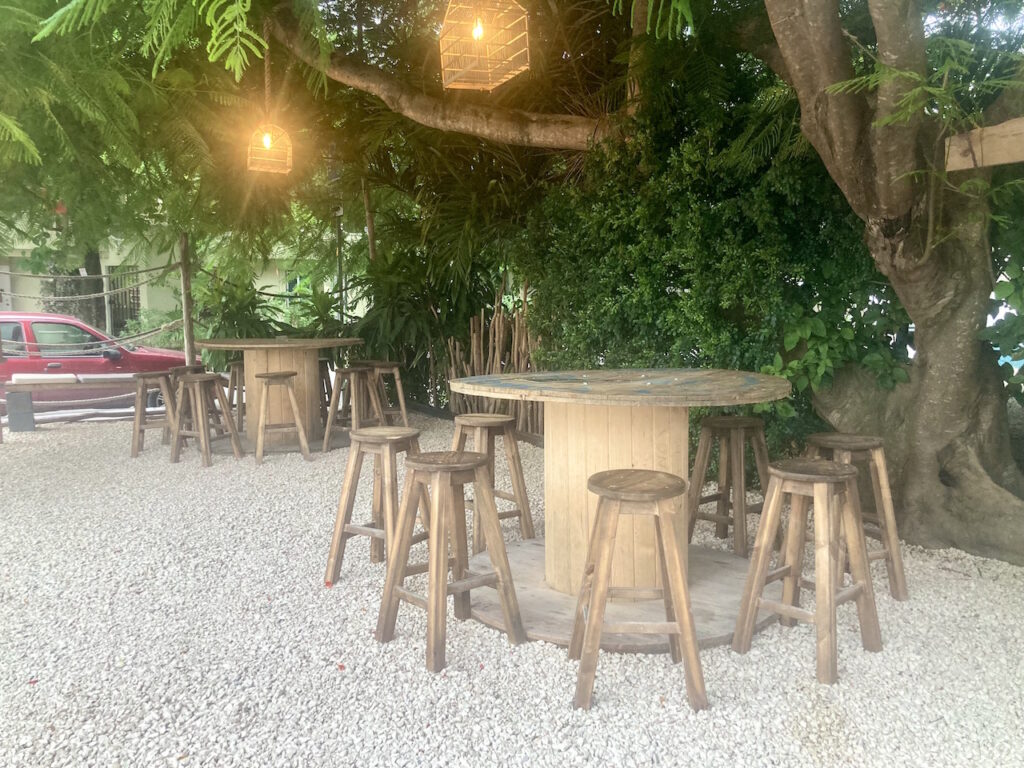 foodtruck-restaurant-playa-del-carmen-mexico