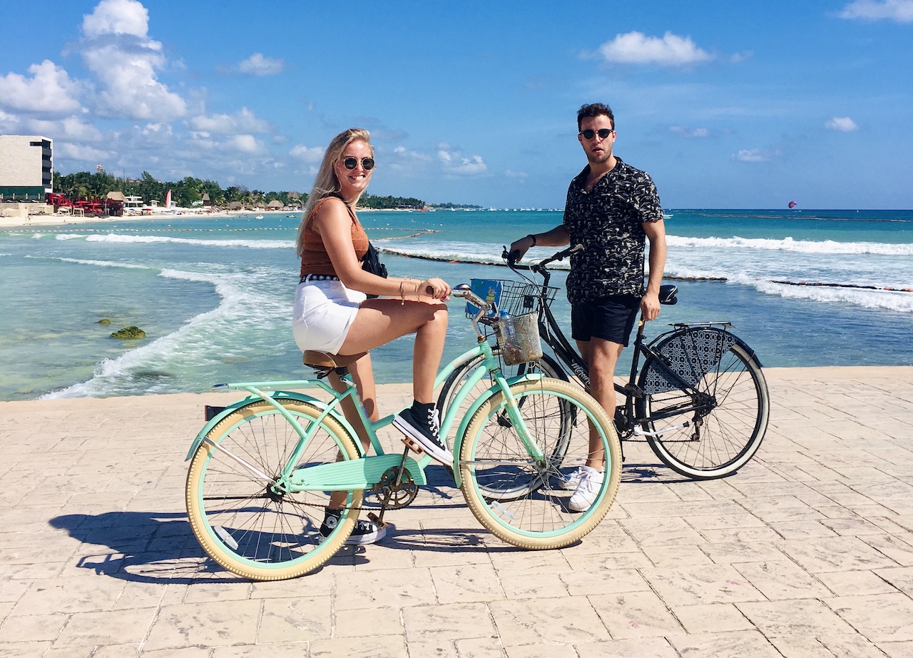 Fietstour Playa del Carmen: authentieke street art, lokale wijken, streetfood proeven, verstopte stranden, cenotes & talloze tips!